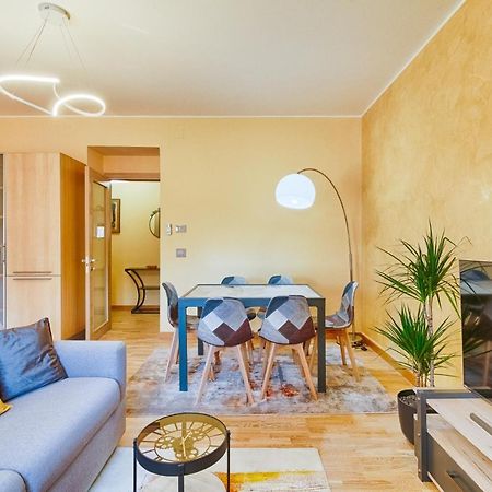Frida Apartment Nuovo Luminoso Con Vista Aperta Trieste Eksteriør bilde
